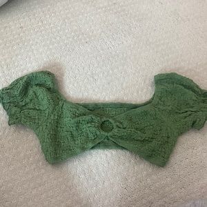 SHEIN size medium crop top in color green